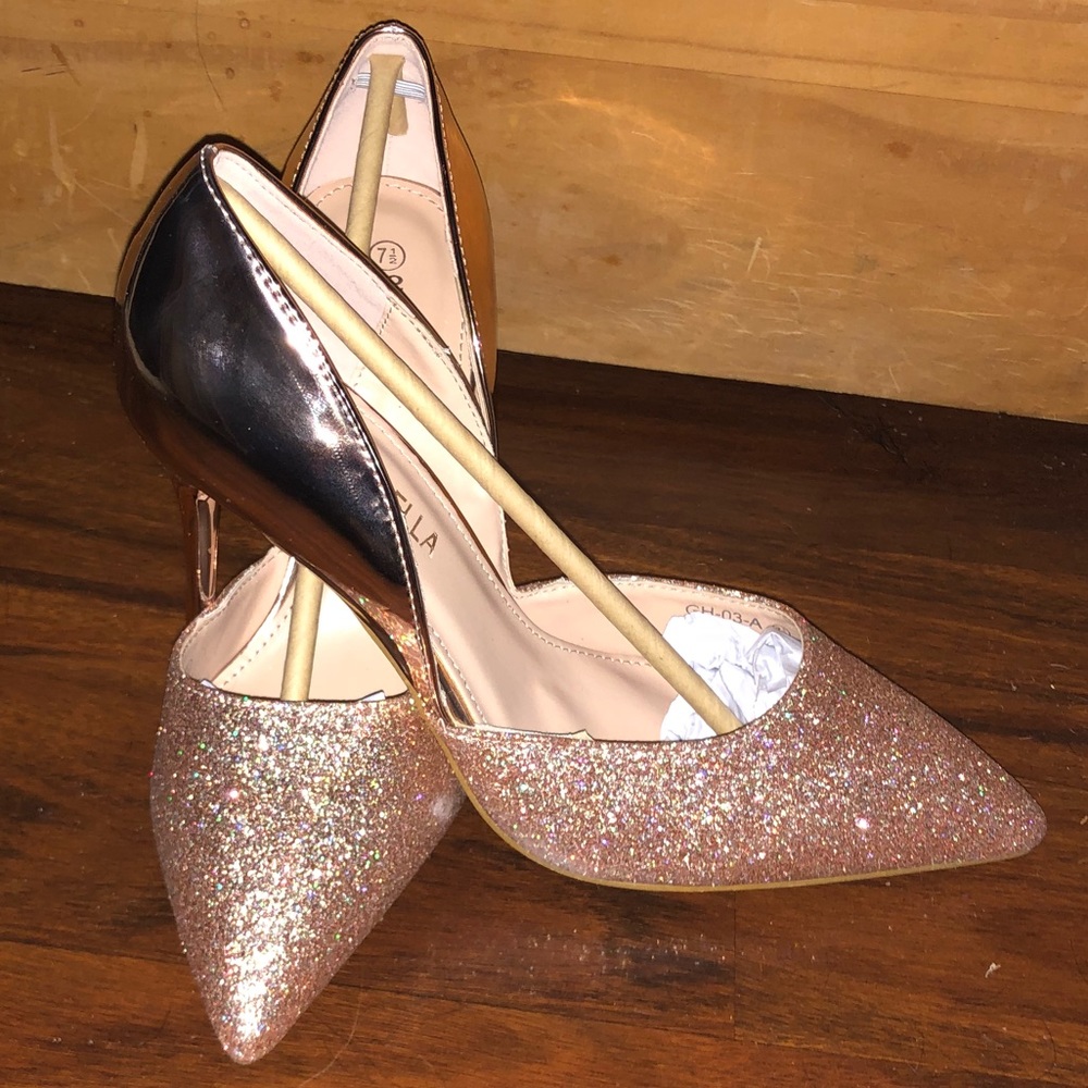 Brand new rose gold glitter pumps